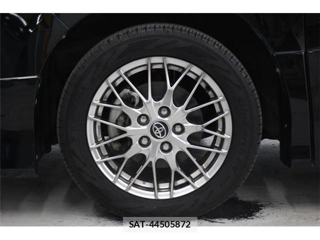 Toyota VOXY HYBRID 2018-09 6684073-23