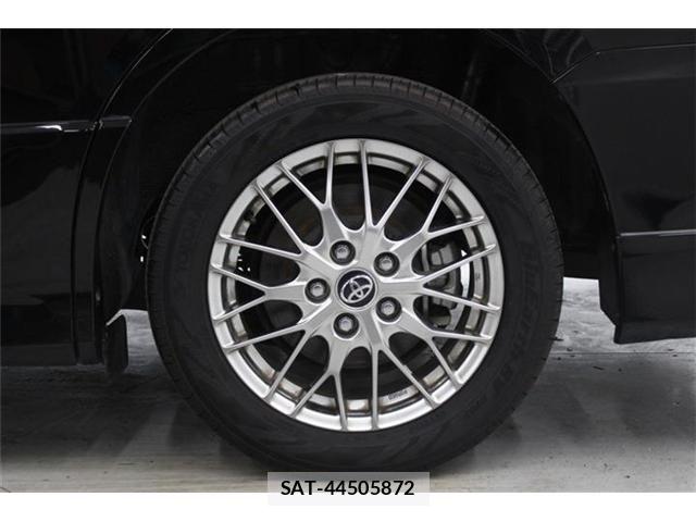 Toyota VOXY HYBRID 2018-09 6684073-24