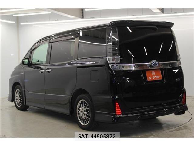 Toyota VOXY HYBRID 2018-09 6684073-6