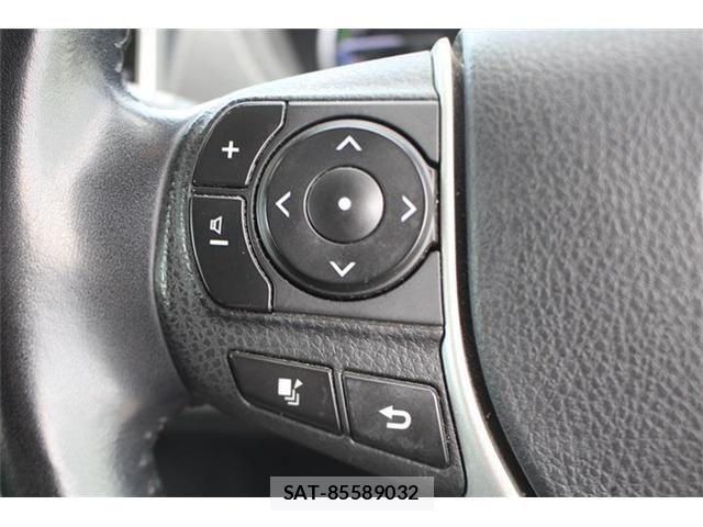 Toyota VOXY HYBRID 2016-12 6682956-27
