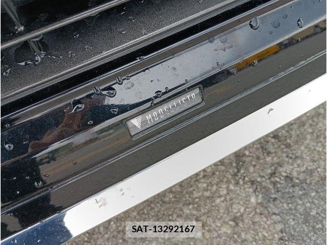 Toyota VOXY HYBRID 2023-01 6682955-15