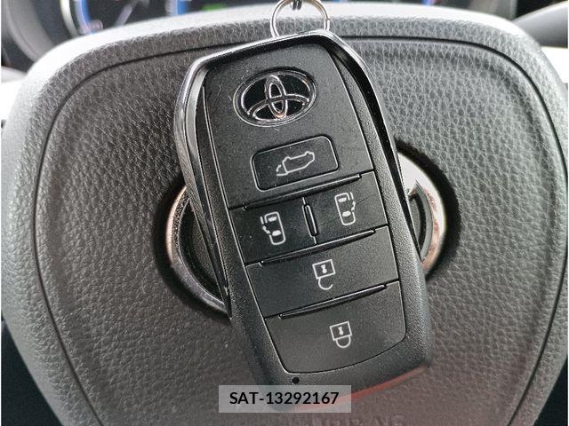 Toyota VOXY HYBRID 2023-01 6682955-22