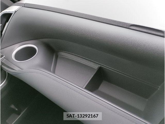 Toyota VOXY HYBRID 2023-01 6682955-29