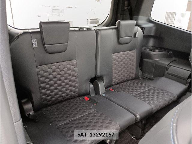 Toyota VOXY HYBRID 2023-01 6682955-8