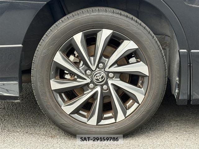 Toyota VOXY HYBRID 2022-09 6682954-29