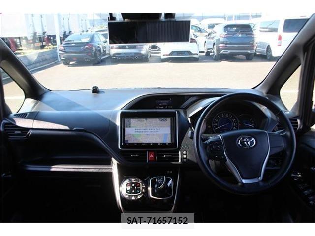 Toyota VOXY HYBRID 2018-11 6684075-21