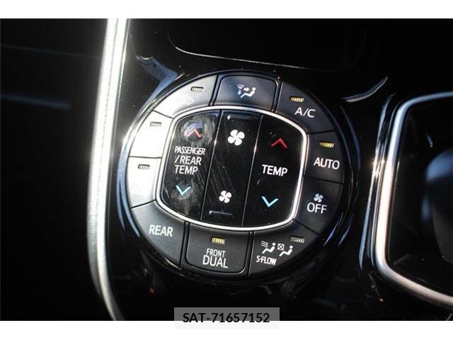 Toyota VOXY HYBRID 2018-11 6684075-25