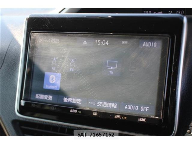 Toyota VOXY HYBRID 2018-11 6684075-2