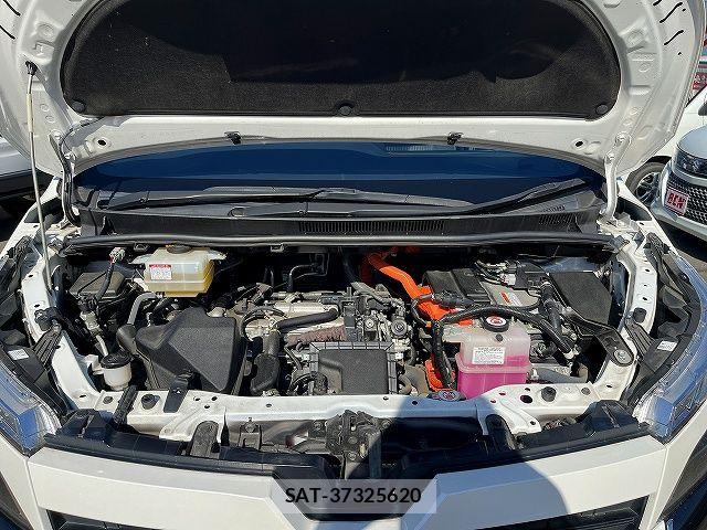 Toyota VOXY HYBRID 2019-12 6691342-27