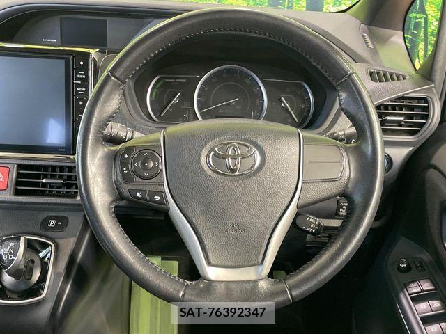 Toyota VOXY HYBRID 2015-04 6691343-11