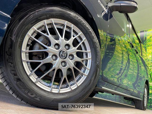 Toyota VOXY HYBRID 2015-04 6691343-12