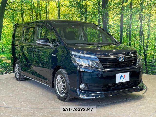 Toyota VOXY HYBRID 2015-04 6691343-17
