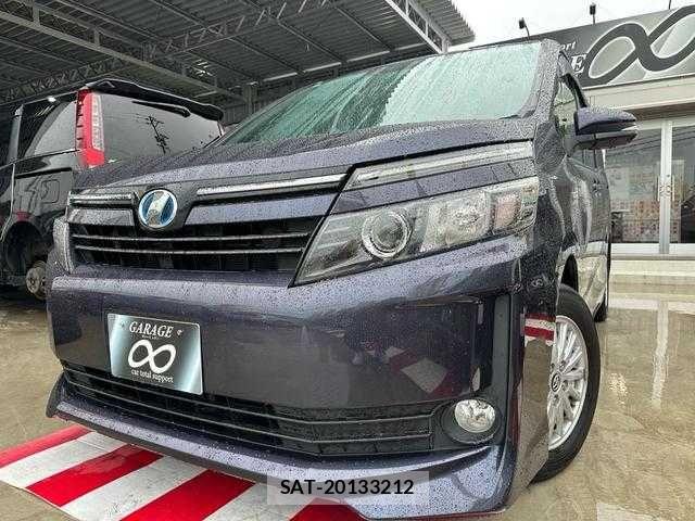 Toyota VOXY HYBRID 2014-05 6691344-0