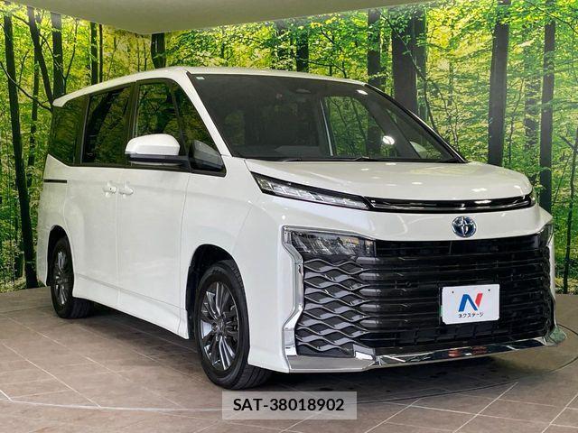 Toyota VOXY HYBRID 2024-03 6717751-16