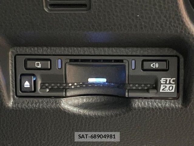 Toyota VOXY HYBRID 2026-03 6717731-7