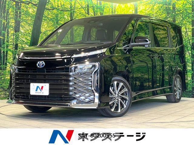 Toyota VOXY HYBRID 2023-12 6717743-0