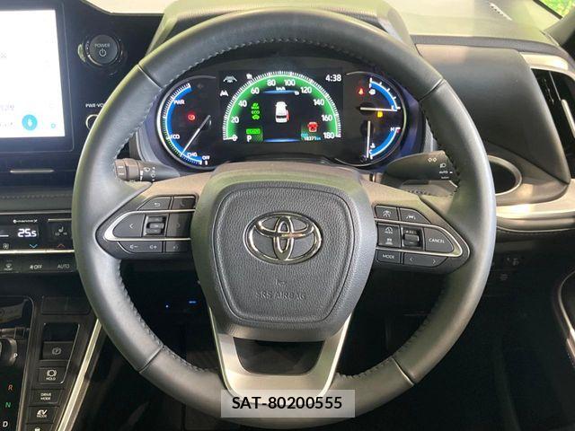 Toyota VOXY HYBRID 2023-12 6717743-11