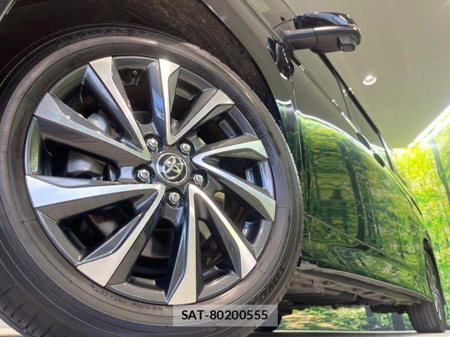 Toyota VOXY HYBRID 2023-12 6717743-13