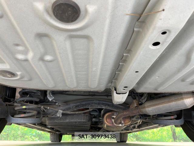 Toyota VOXY HYBRID 2019-08 6717753-19