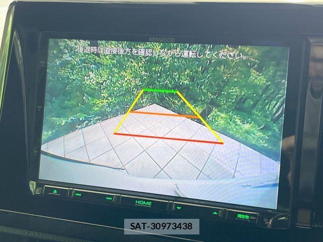 Toyota VOXY HYBRID 2019-08 6717753-4