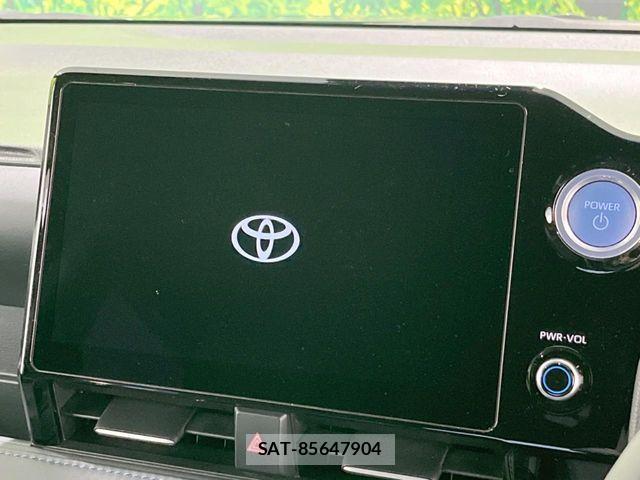 Toyota VOXY HYBRID 2023-06 6717748-2