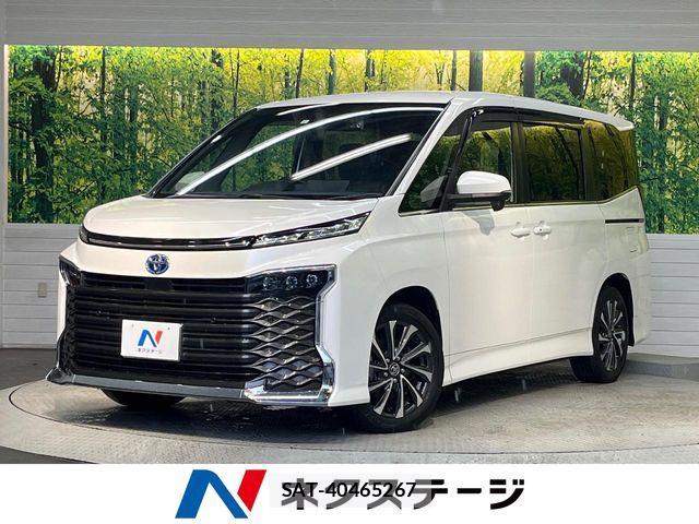 Toyota VOXY HYBRID 2023-05 6717749-0