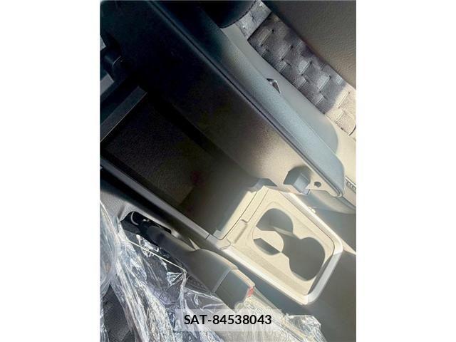 Toyota VOXY HYBRID 2026-02 6753877-27