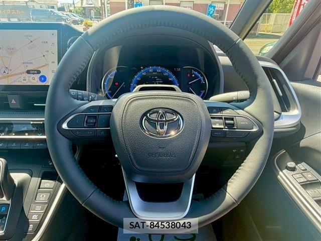 Toyota VOXY HYBRID 2026-02 6753877-3
