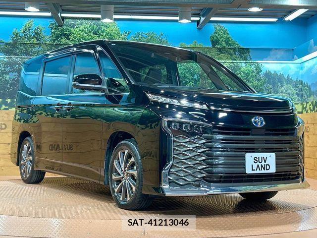 Toyota VOXY HYBRID 2023-08 6753891-15