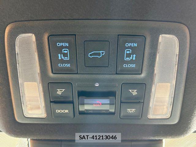 Toyota VOXY HYBRID 2023-08 6753891-5