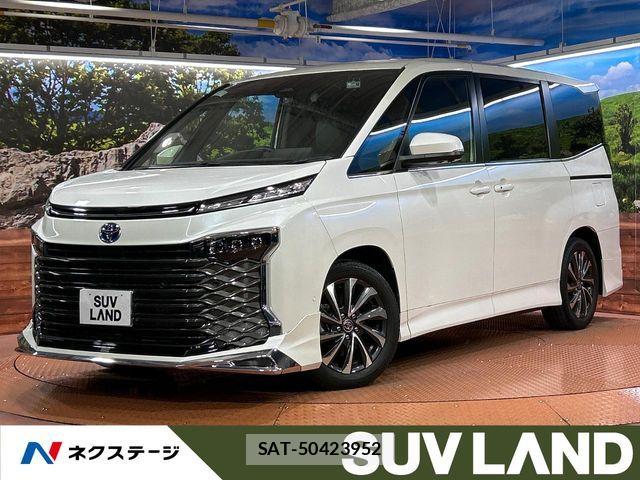 Toyota VOXY HYBRID 2022-03 6753884-0