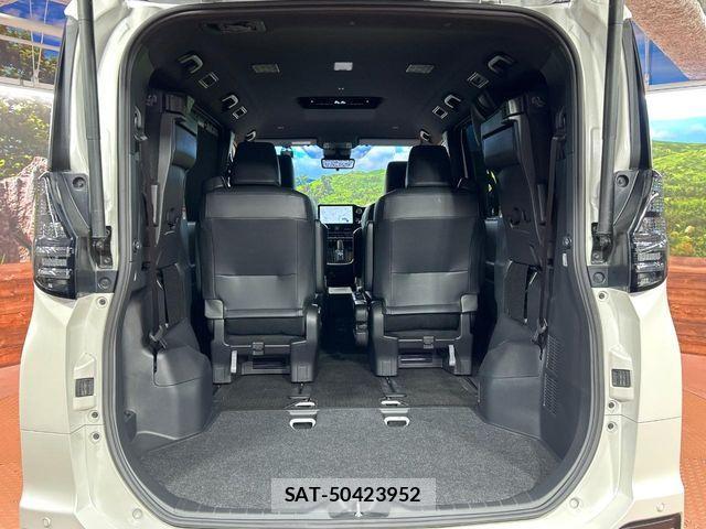 Toyota VOXY HYBRID 2022-03 6753884-10