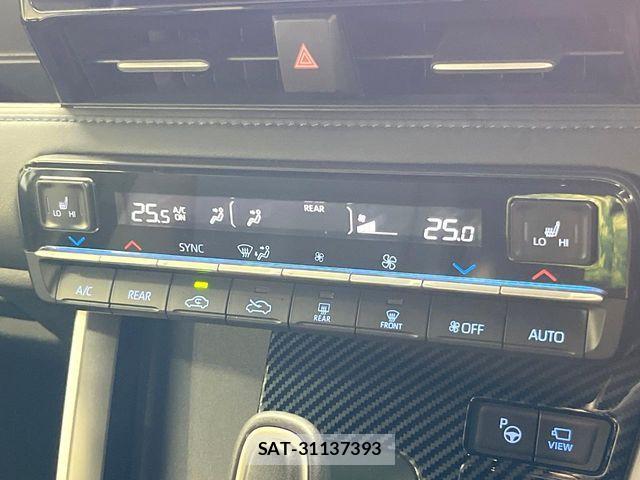 Toyota VOXY HYBRID 2023-10 6753892-5