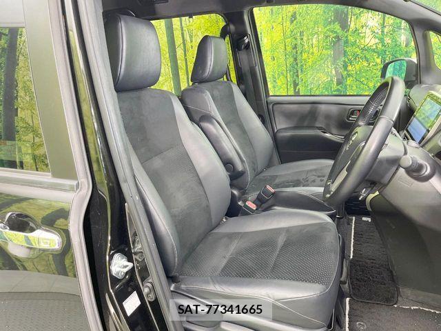 Toyota VOXY HYBRID 2021-02 6753895-7