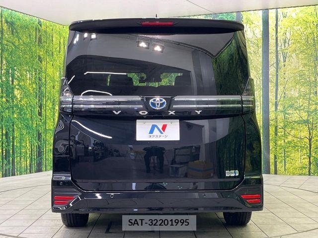 Toyota VOXY HYBRID 2023-07 6791769-15