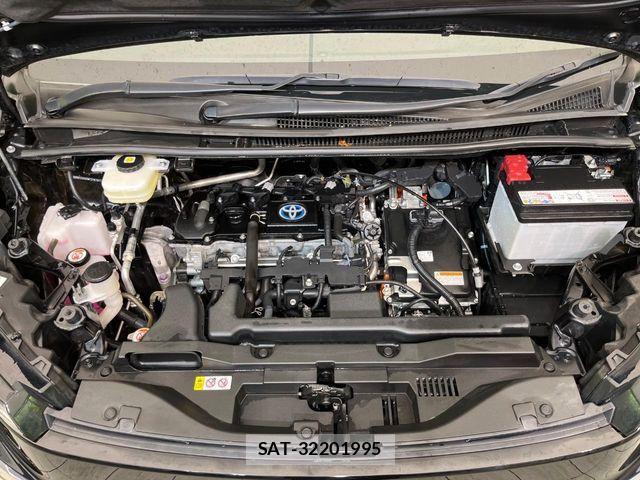 Toyota VOXY HYBRID 2023-07 6791769-17