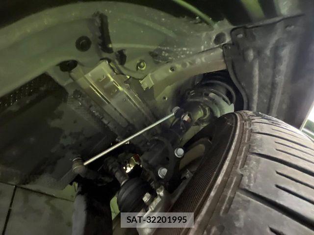 Toyota VOXY HYBRID 2023-07 6791769-19