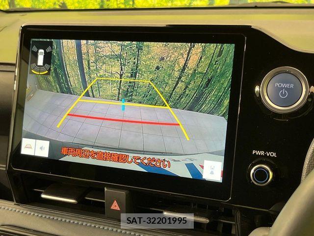 Toyota VOXY HYBRID 2023-07 6791769-3