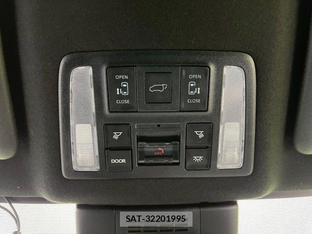 Toyota VOXY HYBRID 2023-07 6791769-5