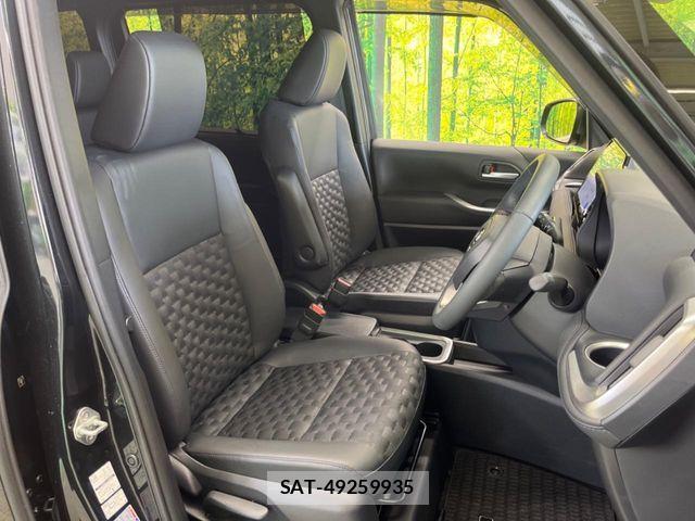 Toyota VOXY HYBRID 2025-06 6791743-9