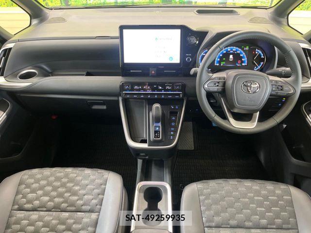 Toyota VOXY HYBRID 2025-06 6791743-1