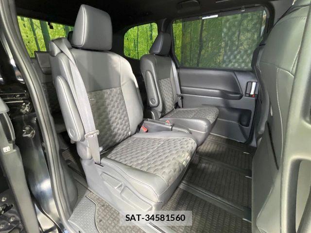 Toyota VOXY HYBRID 2025-04 6791747-9