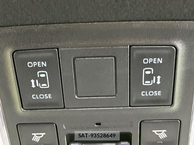 Toyota VOXY HYBRID 2024-12 6791758-4