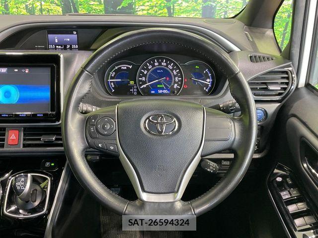 Toyota VOXY HYBRID 2021-04 6791781-11
