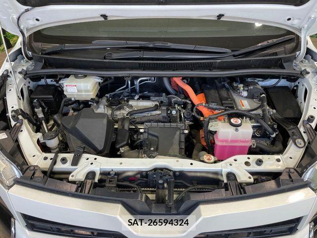Toyota VOXY HYBRID 2021-04 6791781-18