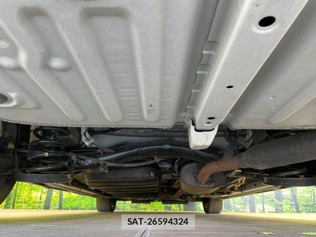 Toyota VOXY HYBRID 2021-04 6791781-19