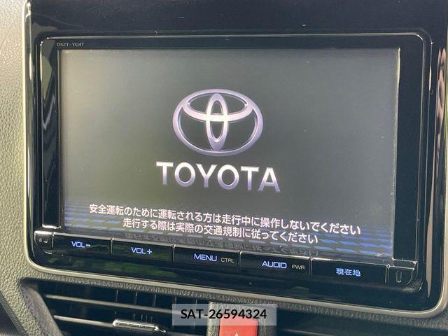 Toyota VOXY HYBRID 2021-04 6791781-3