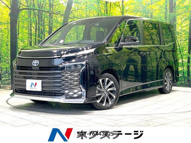 Toyota VOXY HYBRID 2023-10 6791754-0