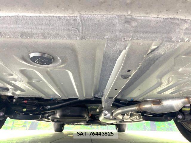 Toyota VOXY HYBRID 2023-10 6791754-19
