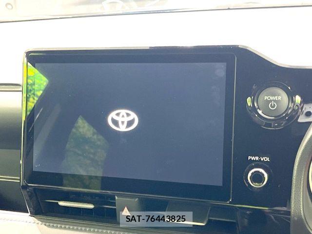 Toyota VOXY HYBRID 2023-10 6791754-2